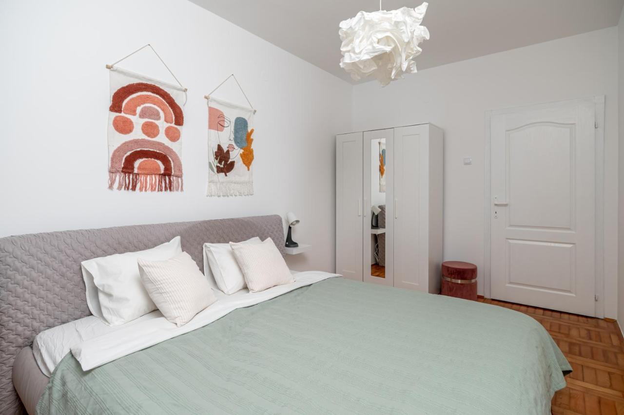 Aquarelle Apartment Subotica Buitenkant foto